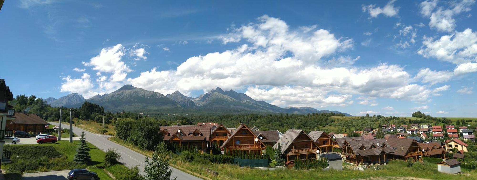 Apartman โนวาเลสนา ภายนอก รูปภาพ
