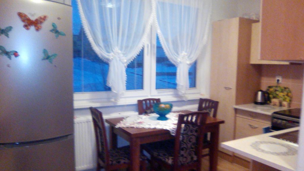Apartman โนวาเลสนา ภายนอก รูปภาพ