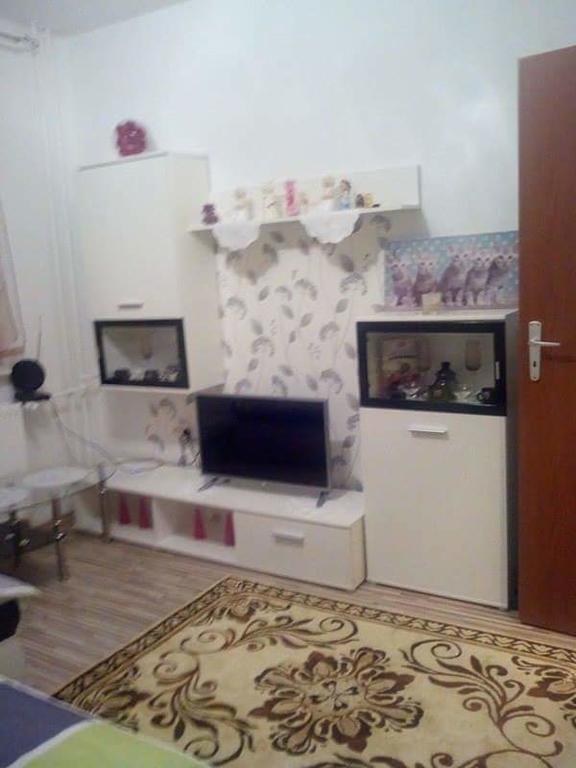 Apartman โนวาเลสนา ภายนอก รูปภาพ