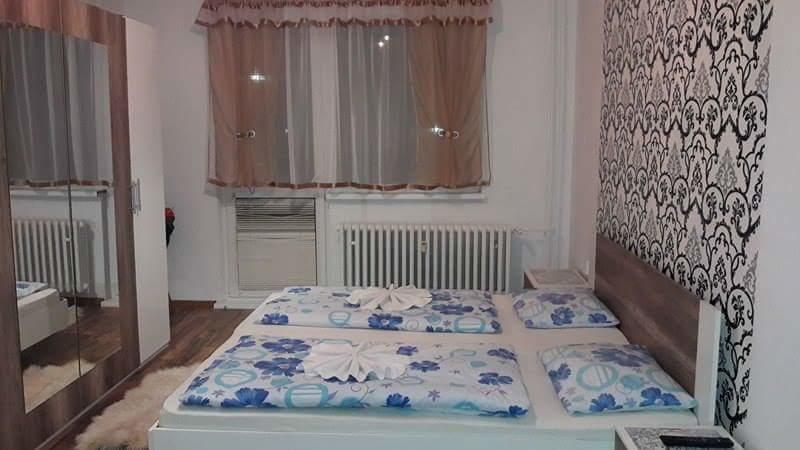 Apartman โนวาเลสนา ภายนอก รูปภาพ
