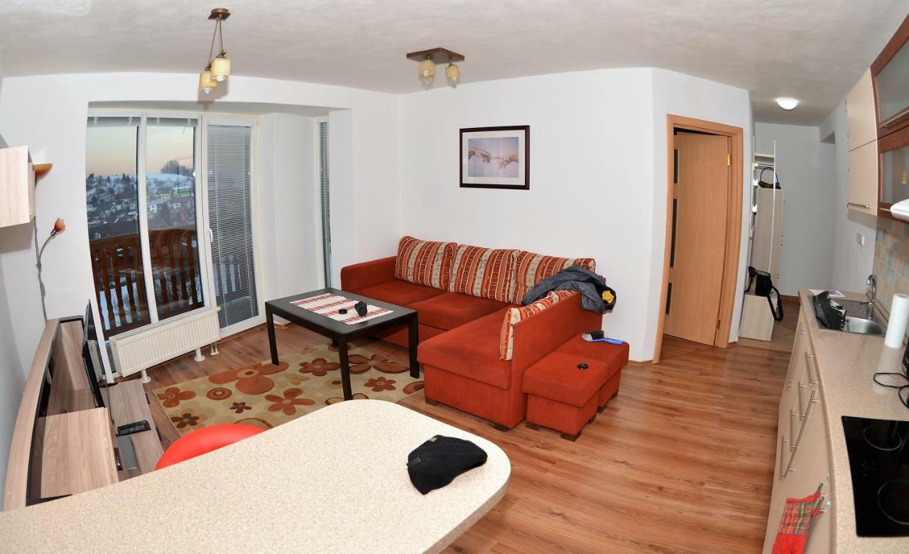 Apartman โนวาเลสนา ภายนอก รูปภาพ